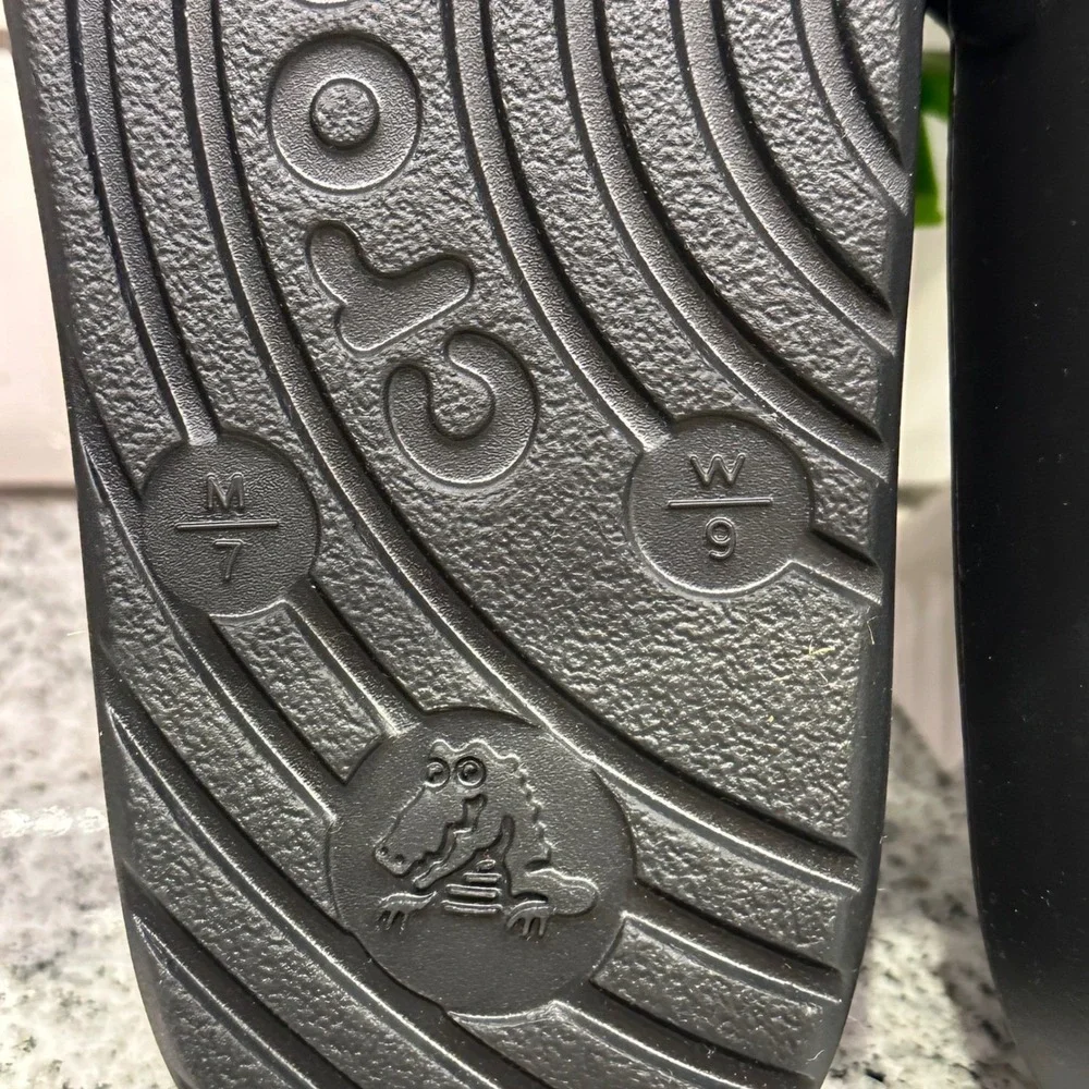 CROCS classic all